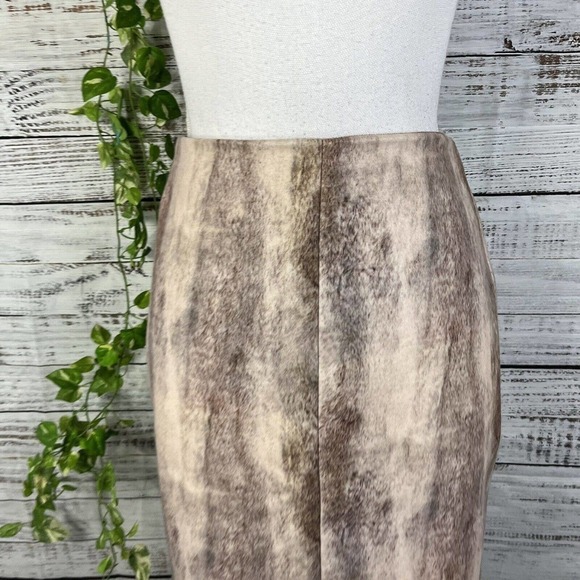 Catherine Skirt size 6 Brown Tan Faux Fur Pencil Knee Casual Career College Club - Picture 3 of 9